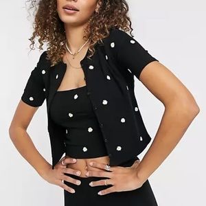 NWT ASOS Short Sleeve Embroidered Button Down Ribbed Short